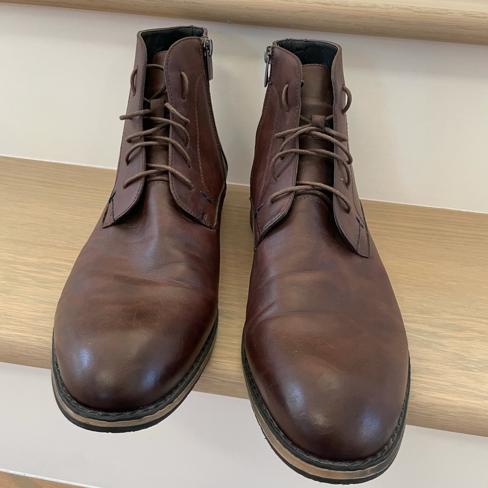 Highest quality solid lace up real leather men boots